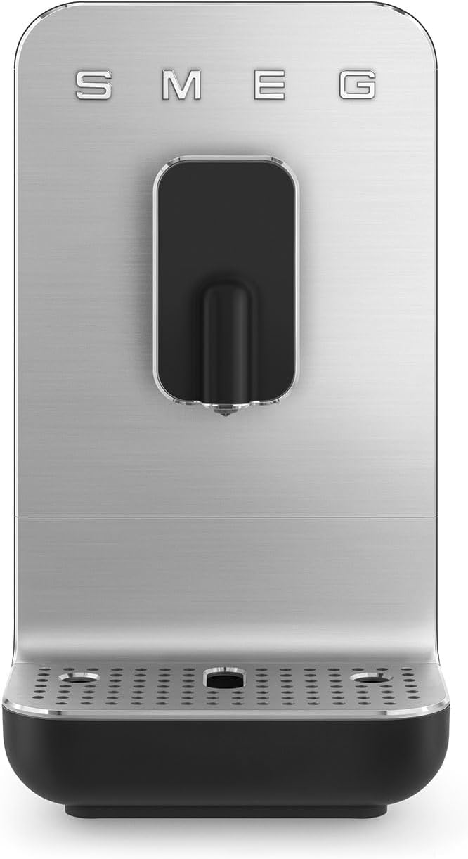 Smeg BCC11BLMEU - Machine expresso automatique noire mate 1350 W - Réservoir 1,4 L broyeur à grains intégré - Thermoblock bac récupérateur amovible et format compact
